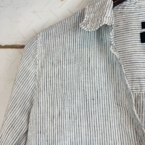 Tahari | 100% Linen Striped Button Down Shirt, S - Picture 3 of 8